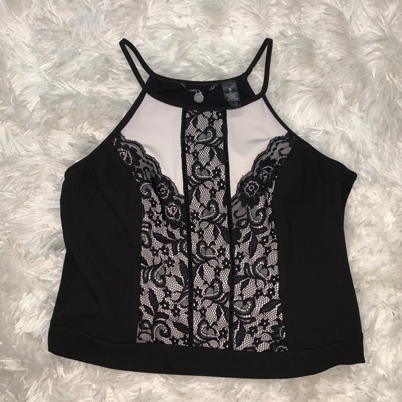 BKE Tops - Lacy Crop Top